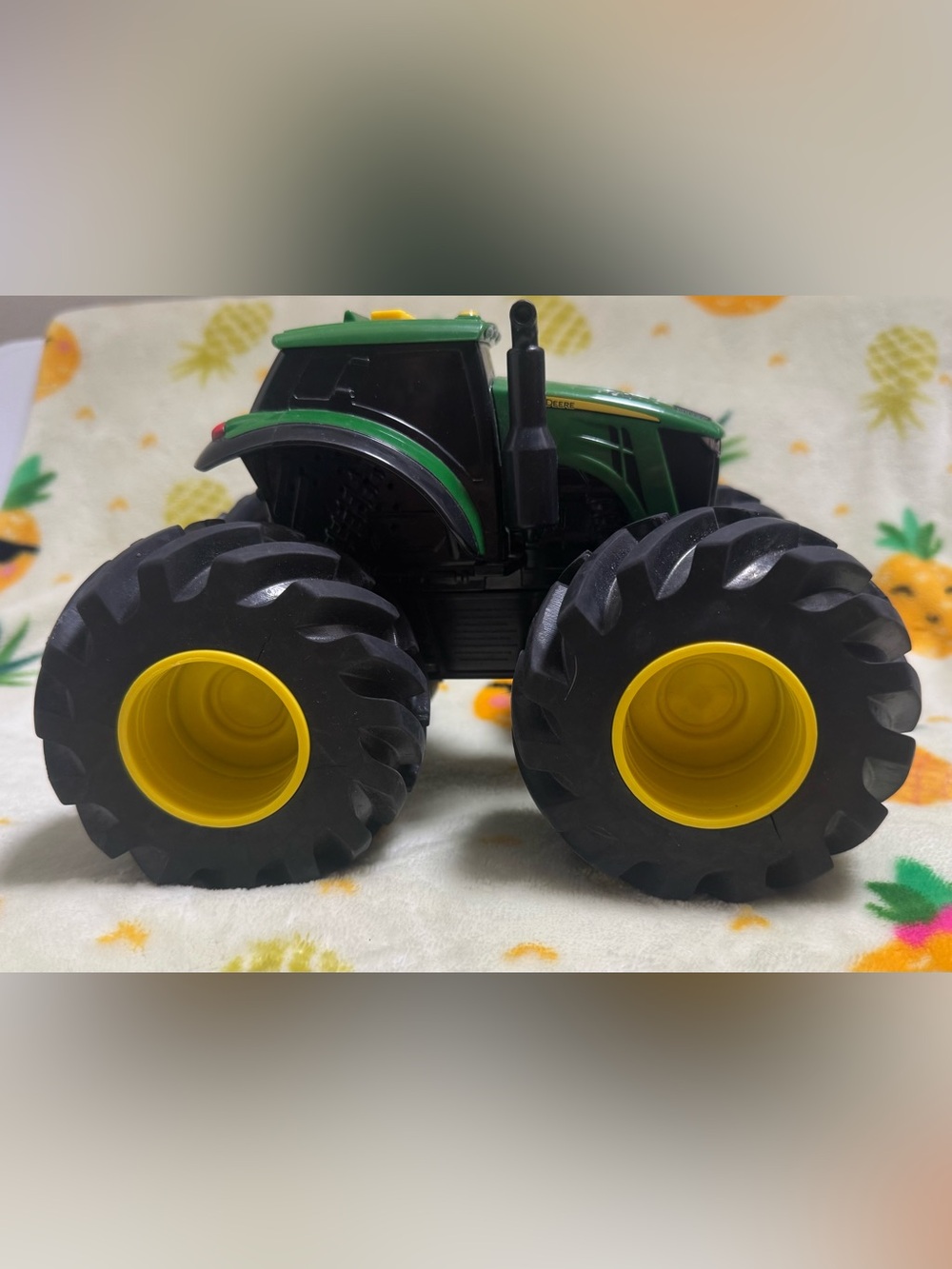 John Deere Green & Yellow Toy Tractor